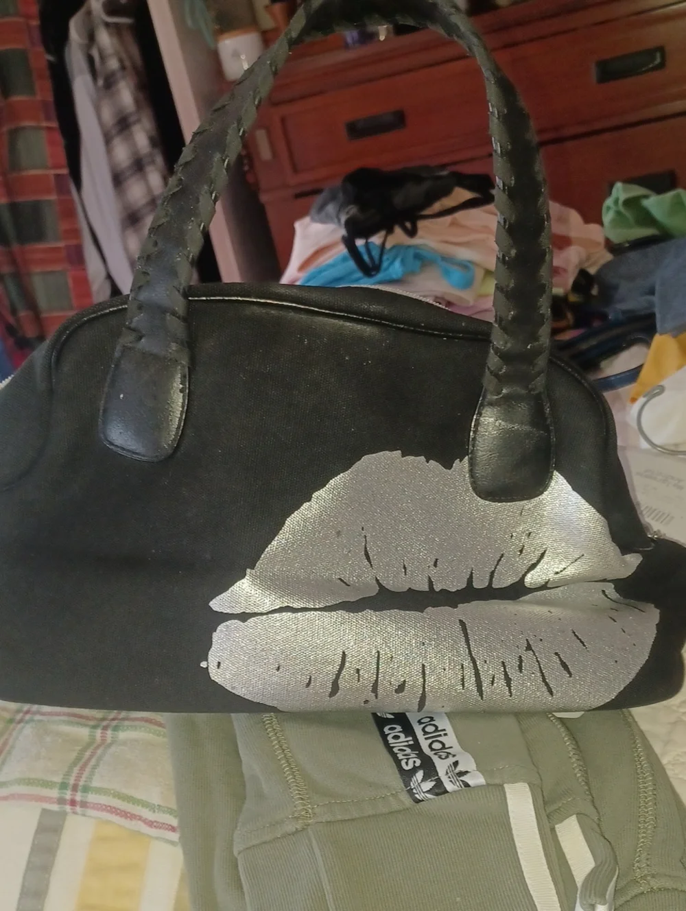 Victoria Secrets Black Canvas/lip Hand Bag Angels Limited Edition Bag